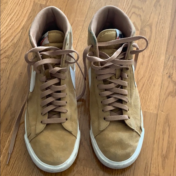 Nike Shoes - Nike x Kith camel high top sneakers